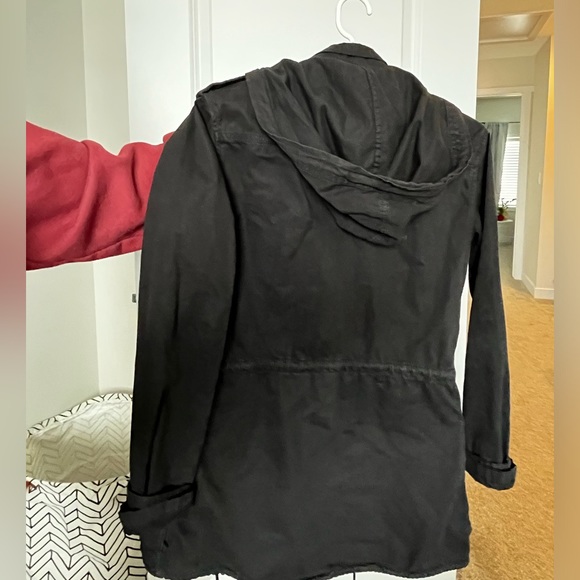 Aritzia Jacket - Picture 2 of 3